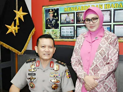 Kilas Balik Prestasi Luar Biasa Irjen Pol. (Purn.) Drs. H. Ike Edwin Selama di Kepolisian