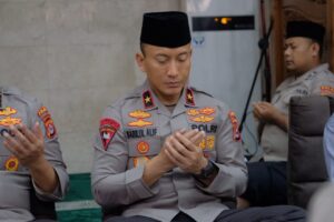 Guna Meningkatkan Keimanan dan Ketaqwaan, Polda Banten Laksanakan Binrohtal Rutin Kepada Personel