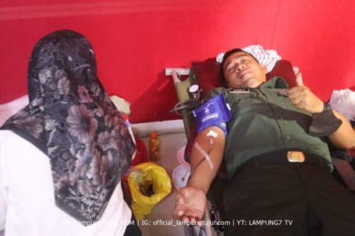 Penuhi Kebutuhan Stock Darah PMI, TNI-Polri dan Masyarakat Lampung Laksanakan Donor Darah