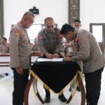 Membangun ZI, Polres Lampung Timur Laksanakan Penandatanganan Pakta Integritas