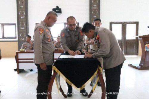 Membangun ZI, Polres Lampung Timur Laksanakan Penandatanganan Pakta Integritas