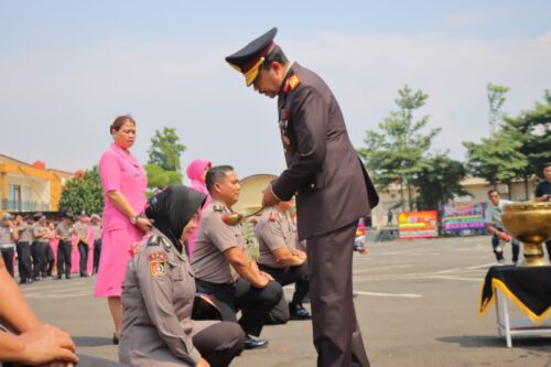 555 Personel Polda Lampung Mendapat Kenaikan Pangkat di Hari Bhayangkara Ke-77