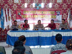 Polsek Jati Agung Jum’at Curhat Quick Wins Presisi Bersama Masyarakat Desa Gedung Harapan