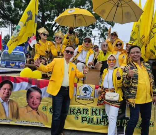 Golkar Kota Metro Meriahkan Pawai Kirab Bendera Partai Peserta Pemilu Tahun 2024