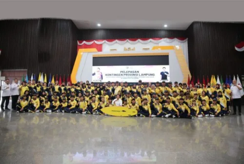Arinal Djunaidi Melepas Kontingen Lampung Menuju Pekan Olahraga Pelajar Nasional 2024