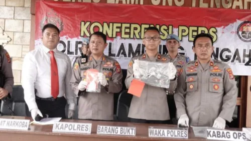 Tertangkap Tangan Bawa Sabu dan Senpira, Pria ini Ditangkap Sat Res Narkoba Polres Lampung Tengah