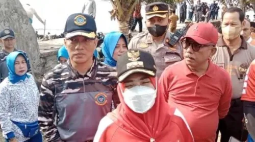 Walikota Eva Dwiana Hadiri Porkasih TNI AL di Sungai Gunung Kunyit, Bumi Waras