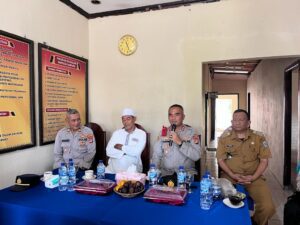 Jum’at Curhat di Polsek Rebang Tangkas, Kapolres Ajak Warga Bersinergi Ciptakan Kamtibmas
