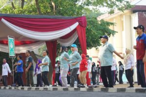 Unila Rayakan Dies Natalis Ke-58 dengan Senam Bersama dan Lomba Tradisional