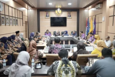 Dr. Anna Buka Asesmen Lapangan Akreditasi PSPBP