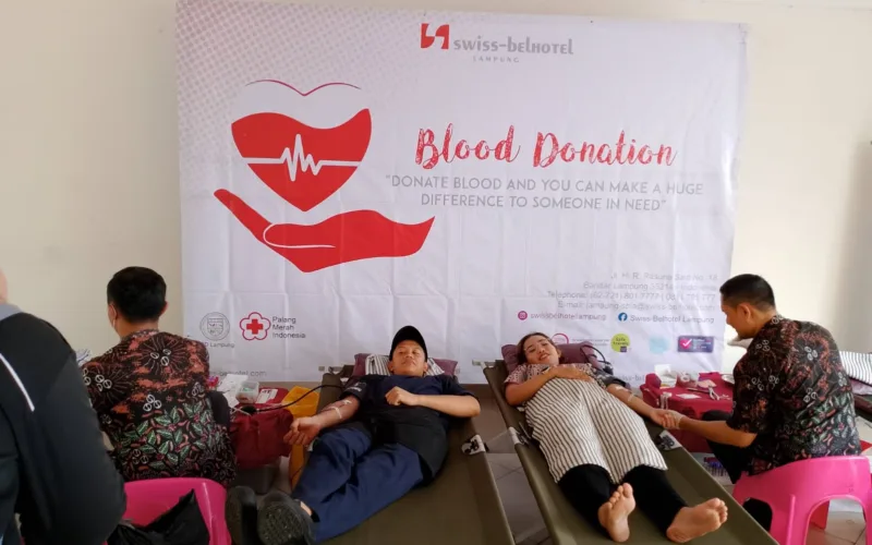 Peduli akan Ketersediaan Kantong Darah, Swiss-Belhotel Lampung Gelar Donor Darah