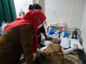 Ayah dan Anak Korban Kebakaran Terima Bantuan 10 Juta Rupiah dari Walikota Bandar Lampung