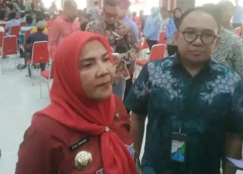 Ini Kepedulian Walikota Eva Dwiana Terhadap Para Nelayan