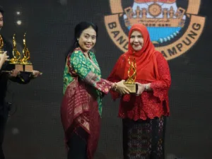 Pemkot Bandar Lampung dapat Penghargaan Kategori Daerah Peduli Penanganan Stunting dan Layak Anak dari Kompas TV