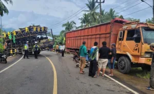 Sat Lantas Polres Tanggamus Olah TKP Kecelakaan Lalu Lintas di Pekon Sanggi