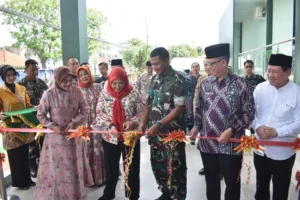 Walikota Hj. Eva Dwiana Hadiri Peresmian dan Syukuran Rumah Dinas Danrem 043/Gatam