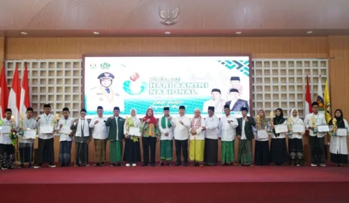 Hj. Eva Dwiana Hadiri Acara Penganugerahan Duta Santri Kota Bandar Lampung Tahun 2023