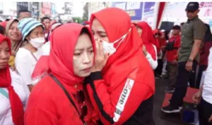 Walikota Bandar Lampung Membuka Kegiatan Lomba Olahraga Tradisional