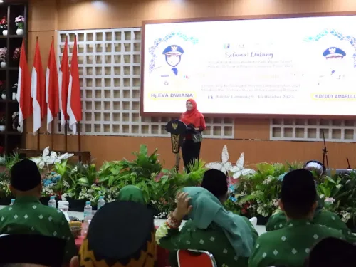 Walikota Eva Dwiana Hadiri Malam Ta'aruf MTQ Ke-50 Bandar Lampung
