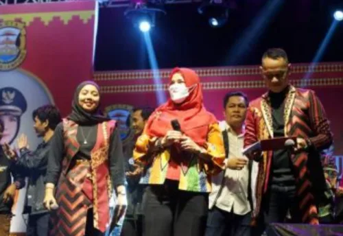 Walikota Eva Dwiana Menghadiri Kegiatan Bandar Lampung Expo