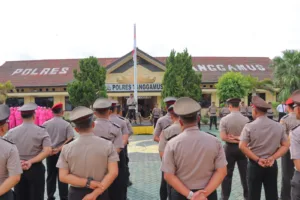 Puluhan Anggota Polres Tanggamus Naik Pangkat