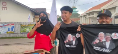 Relawan Guntur Gelar Pertunjukan Kuda Lumping, Masyarakat Labuhan Ratu Antusias