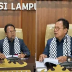 Menggunakan Syal Palestina, Ketua DPRD Lampung Mingrum Gumay Kawal Nasib Guru PPPK