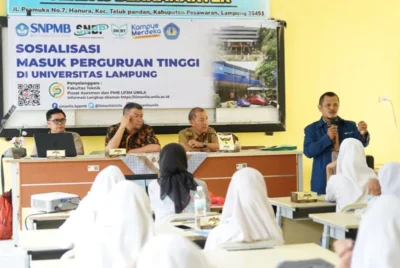 Unila Sosialisasi PMB SNBP dan SNBT di SMAN 1 Padang Cermin: Membuka Peluang Studi di Perguruan Tinggi Negeri