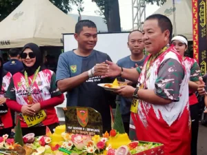 Danrem 043/Gatam Bersama Gubernur dan Forkopimda Provinsi Lampung Lepas Peserta Lomba Lari 5 dan 10 K Sriwijaya Lampung Run
