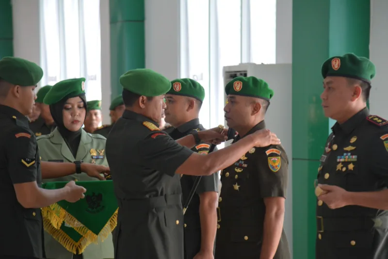 Brigjen TNI Iwan Ma’ruf Zainudin, S.E., Pimpin Sertijab Tiga Dandim Jajaran Korem 043/Gatam