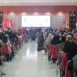 Walikota Bandar Lampung Serahkan Insentif Relawan Perempuan dan Anak di Aula Semergou