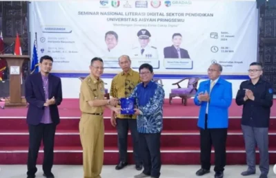 Pj. Bupati Pringsewu Buka Seminar Nasional Literasi Digital Sektor Pendidikan di Universitas Aisyah