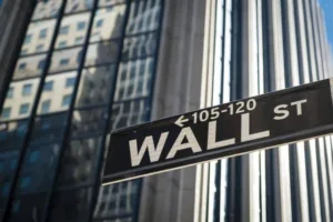 Wall Street Ditutup Naik Didorong Data Belanja Konsumen di AS Meningkat