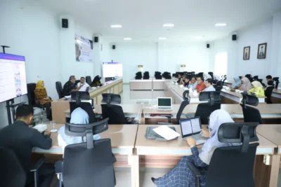 Profesor dari Lahore University of Management Sciences Hadir di Unila Tingkatkan Kemampuan Penerapan Teaching Learning dan Work Integrated Learning