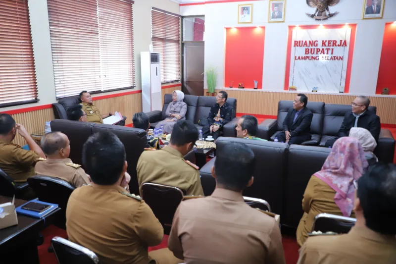 Unila Bersinergi dengan Pemkab Lampung Selatan dalam Audiensi Pembangunan