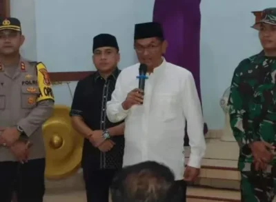 Pj. Bupati, Drs. Aswarodi bersama Forkopimda Kabupaten Lampung Utara Memantau Jalannya Ibadah Misa Kamis Putih