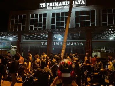 Tim CRT Polres Metro Amankan 14 Remaja dengan Sarung dan Ikat Pinggang Besi