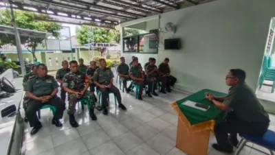 Beri Pengarahan, Danramil Kedaton Tekankan Personil Tertib Berlalulintas