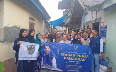 Himpunan Pemuda Hindu Bersama KNPI Lampung Berbagi Sembako di Kecamatan Panjang