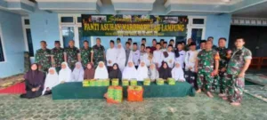 Jumat Berkah di Bulan Ramadhan, Kodim 0410/KBL Berbagi Nasi Kotak di Panti Asuhan Mardhotillah