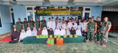 Jumat Berkah di Bulan Ramadhan, Kodim 0410/KBL Berbagi Nasi Kotak di Panti Asuhan Mardhotillah