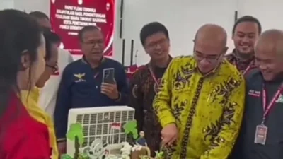 PSI Bantah Beri Kue Ulang Tahun ke Ketua KPU