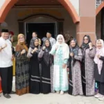 Sambut Ramadan, Winarni Nanang Ermanto Hadiri Pengajian di Masjid Ar Rahman Natar