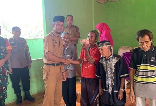 Desa Talang Bojong, Kotabumi Realisasikan BLT 3 Tahun Anggaran 2024