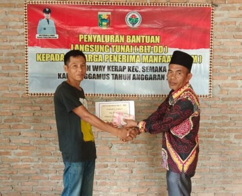 Pemerintah Pekon Waykerap Lakukan Pembagian BLT-DD Tahun 2024