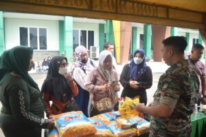Atasi Lonjakan Harga Kebutuhan Bahan Pokok, Korem 043/Gatam Gelar Bazar UMKM Ramadhan dan Pasar Murah