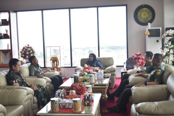 Danrem 043/Gatam Sambangi Kantor Walikota Bandar Lampung