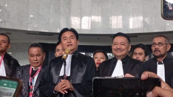 Yusril Yakin MK Bakal Tolak Permohonan Sengketa Pilpres Kubu Anies dan Ganjar