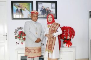 Mewakili Sumatera, Bupati dan Ketua TP PKK Lamsel Satu-satunya Kandidat Penerima Satyalancana Wira Karya