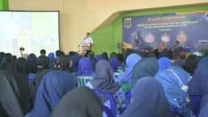 Wahdi Jadi Narsum Dialog Pendidikan, Ungkap Target Metro Emas Tahun 2037